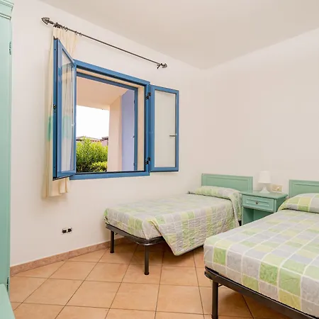 Isa-residence With Swimming-pool In Cala Girgolu, With Private Outdoor Area Monte Petrosu