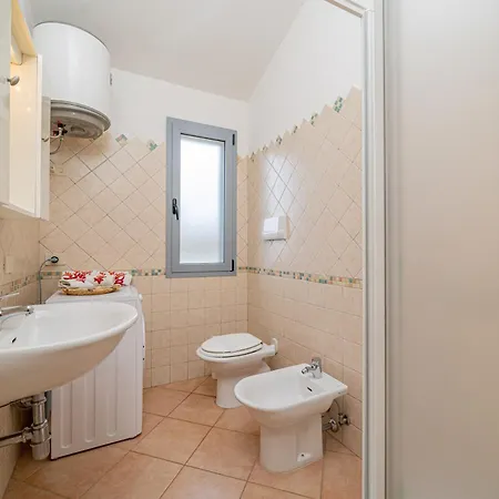 Isa-residence With Swimming-pool In Cala Girgolu, With Private Outdoor Area Monte Petrosu