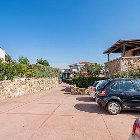 Isa-residence With Swimming-pool In Cala Girgolu, With Private Outdoor Area 3* Monte Petrosu